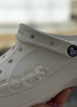 Білі жіночі крокси фірми Crocband crocs baya platform clog 35-40