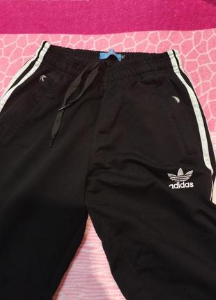 ⚡дуже стильні спортивні штани adidas⚡