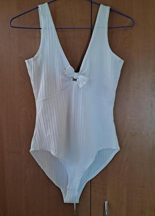 Белый боди размер s-м
