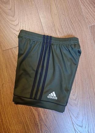 Adidas  шорты футбольные на 7-8лет рост 128см
