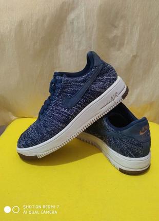 Легкие кроссовки nike air force 1 flyknit low wmns