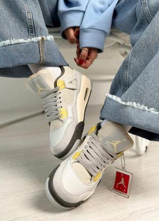 Женские кроссовки nike air jordan 4 retro “nsw dust”