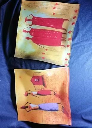 Две декоративные тарелки