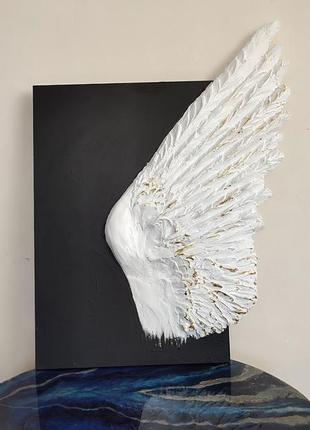 Картина барельеф "крыло ангела"