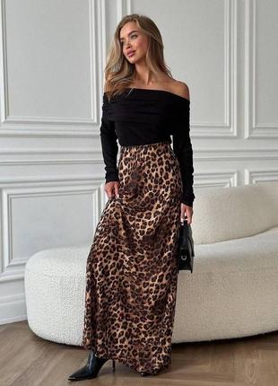 Женская юбка макси с леопардовым принтом6 фото