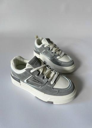 Кроссовки новинка 🥰