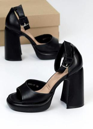 Женские босоножки на каблуке с ремешком / босоножки на каблуках с застежкой блочный каблук черные