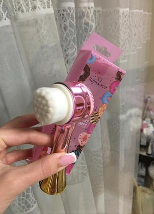 Щетка для глубокого очищения лица 2в1 щеточка массажная