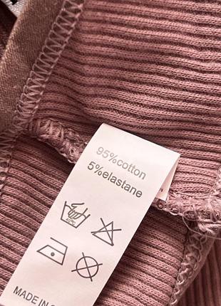 Хлопковые трусики-стринги с нашивкой