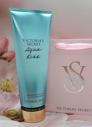 Парфумований, зволожуючий лосьйон для тіла та рук aqua kiss victoria's secret1 фото