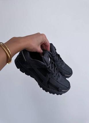 Жіночі кросівки nike zoom voomero 5 “total black”