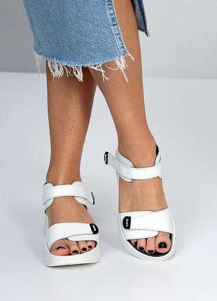 Зручні жіночі шкіряні босоніжки на платформі з липучками спортивні сандалі натуральна шкіра3 фото