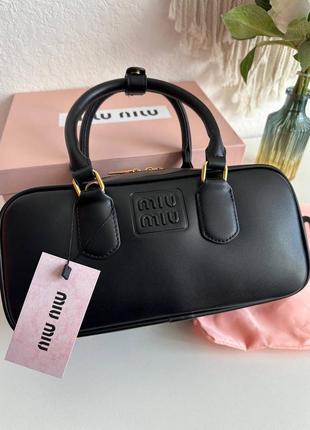 Женская сумка в стиле miumiu black premium.
