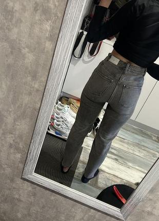 Женские джинсы mom3 фото