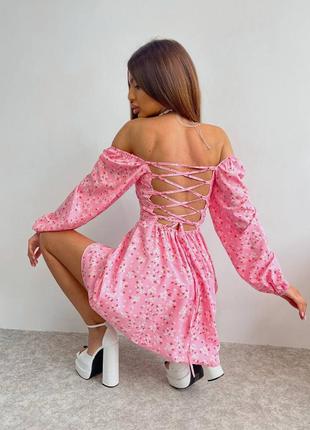 Ніжна зефірна сукня зі шнурівкою на спині6 фото