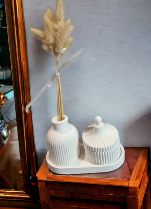 Подарочный набор кашпо ваза, покрышка и подставка2 фото