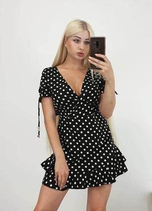 Плаття в горох