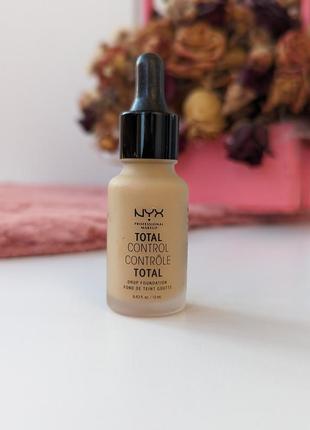 Стійка тональна основа nyx cosmetics total control drop foundation (13 мл)