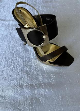 Босоножки,кожа