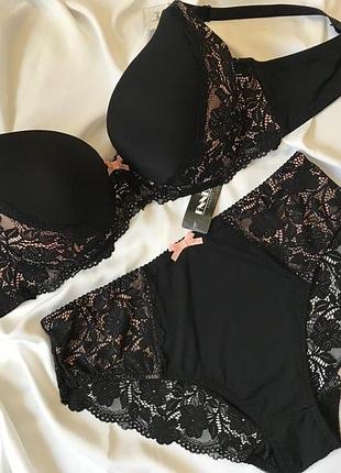 Комплект женского нижнего белья. женское нижнее бельё. комплекты.