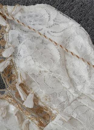 Ніжна біла сукня мереживна з мережива2 фото