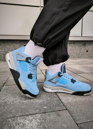 Женские кроссовки nike air jordan retro 4 university blue