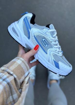 Универсальные спортивные кроссовки в стиле бренда белый с синим