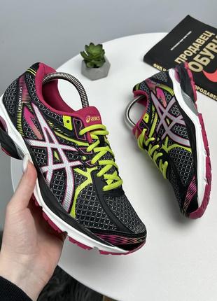 Кросівки трендові бігові жіночі asics асикс