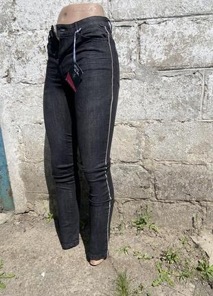 Нові чорні варені джинси з лампасами esmara розмір хс3 фото