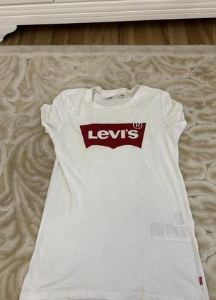 Футболка levis