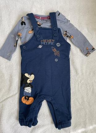 Костюмчик на мальчика