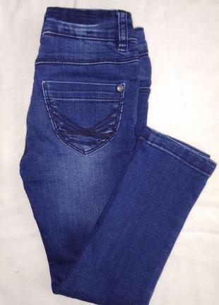 Классные джинсы узкачи topolino на 5-6лет р.110