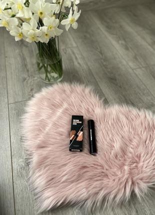 Консилер для контурирования лица с двумя головками кремовый high gloss stick shadow concealer