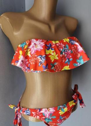 Брендовий відкритий роздільний купальник розміру m