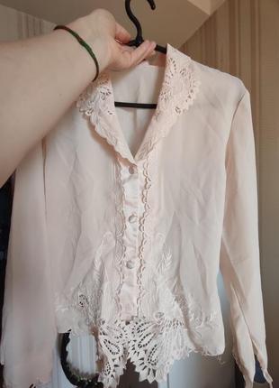 Красивая нарядная блузка, м