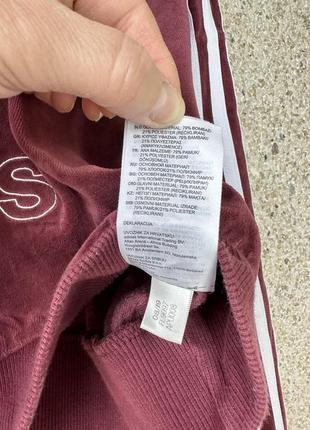 Укороченное велюровое худи9 фото