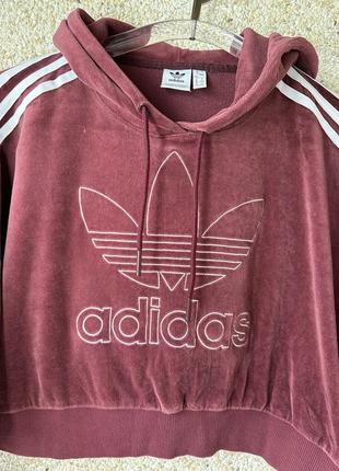 Укороченное велюровое худи7 фото