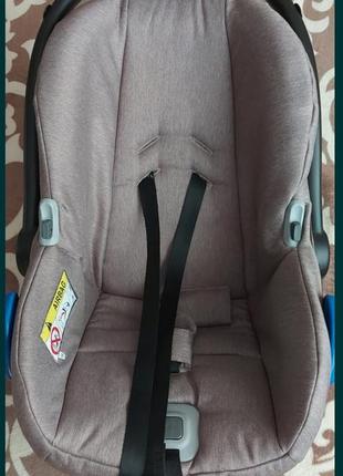 Автокрісло дитяче
