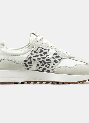 Жіночі замшеві кросівки new balance 327 grey animal print4 фото