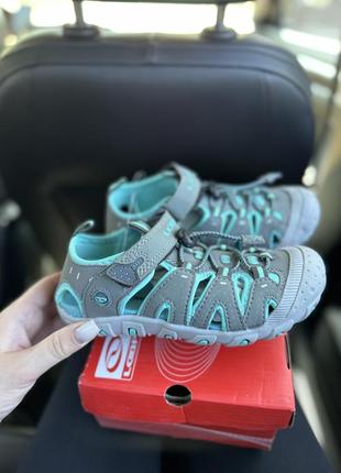 Босоніжки закриті хлопчик дівчинка мокасини кросівки