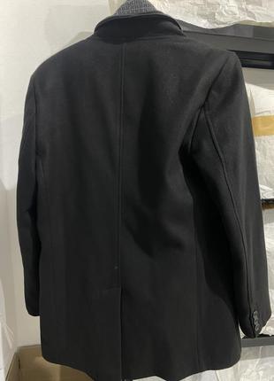 Пальто розмір xl ( комірчик знімається)  колір чорний