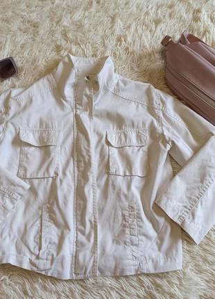 Жакет білий жіночий  bershka