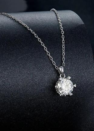Кулон з муасанітом (vvs1) кулон с муассанитом ( vvs1 ) 6.5 мм