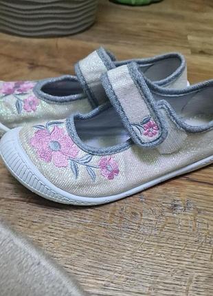 Ідеальні туфельки для дівчинки 2