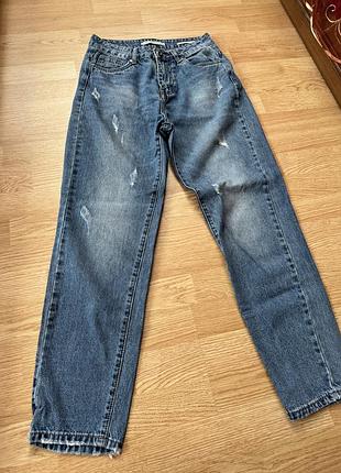 Джинси мом