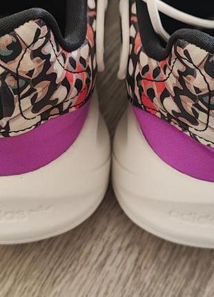 Adidas ozalia стильні кросівки оригінал нові
не підходить розмір
на 25-25.5 см розмір 406 фото