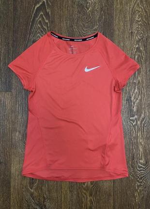 Классная спортивная футболка nike оригинал р.146-158