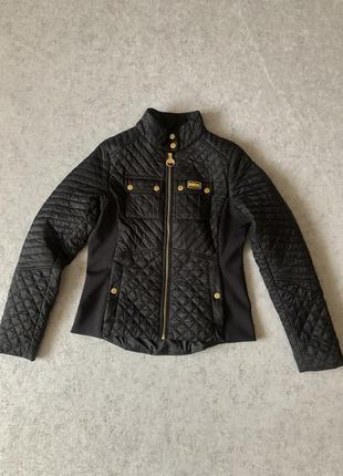 Жіноча куртка barbour international1 фото