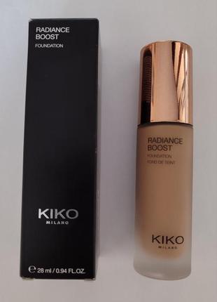 Kiko устойчивая тональная основа radiance boost