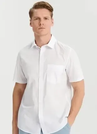 Новая рубашка с коротким рукавом